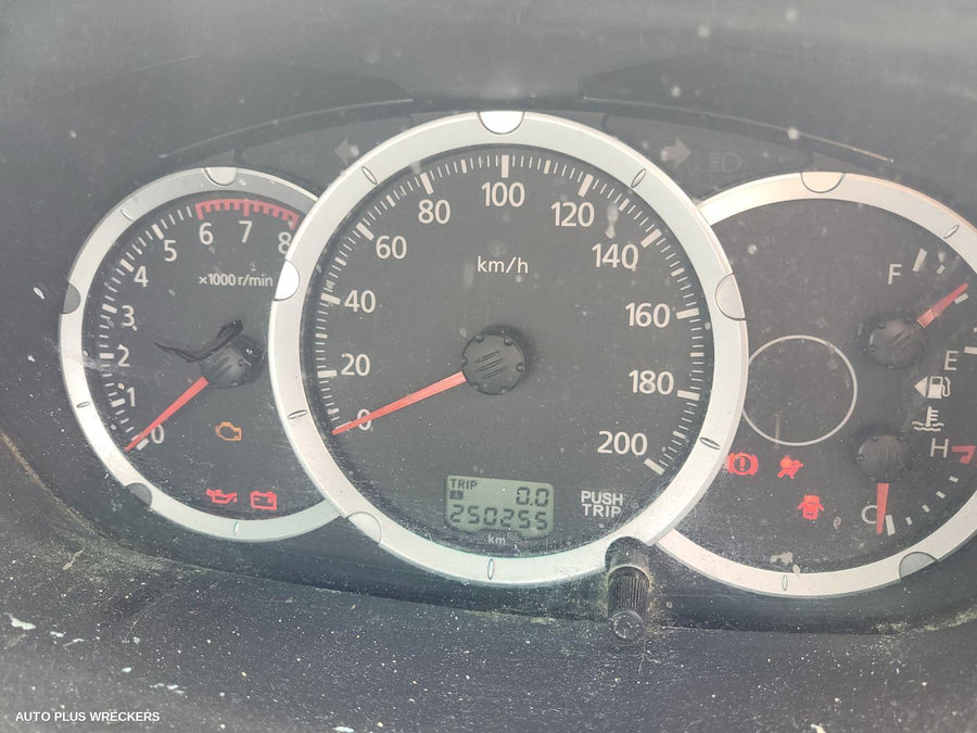 2013 Mitsubishi Triton Right Headlamp