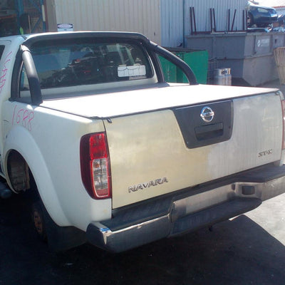 2007 Nissan Navara Side Step Skirt