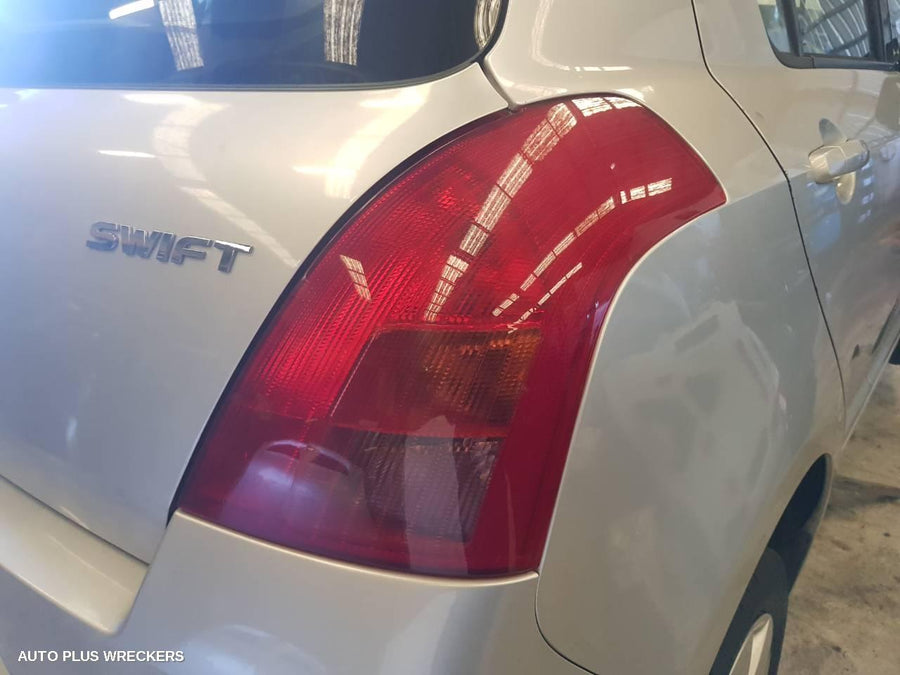 2005 Suzuki Swift Right Taillight