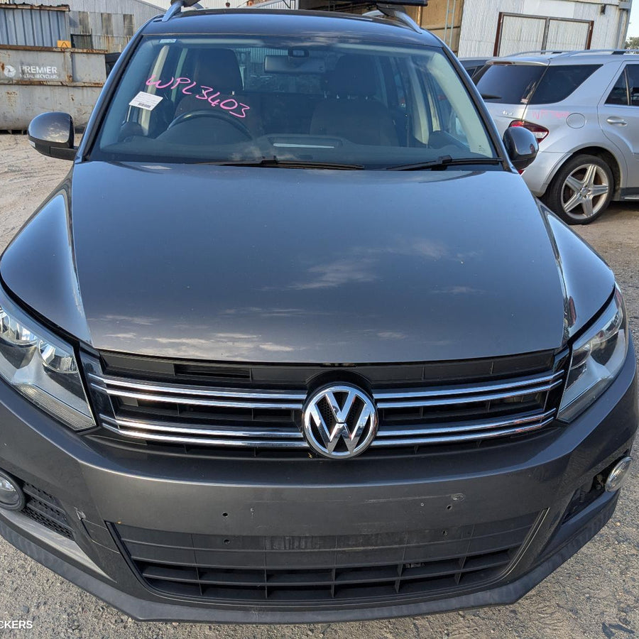 2008-2016 Volkswagen Tiguan Left Door Mirror