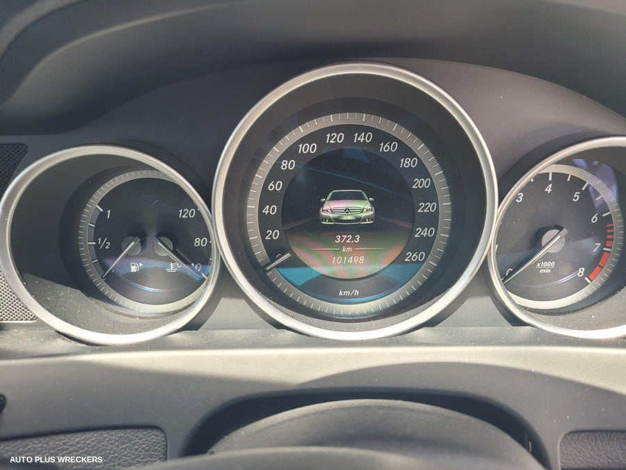 2011 Mercedes C Class Left Front Door