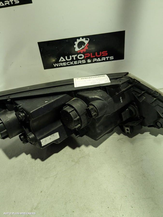 2011 Kia Sportage Left Headlamp