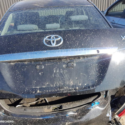 2006 Toyota Yaris Right Headlamp