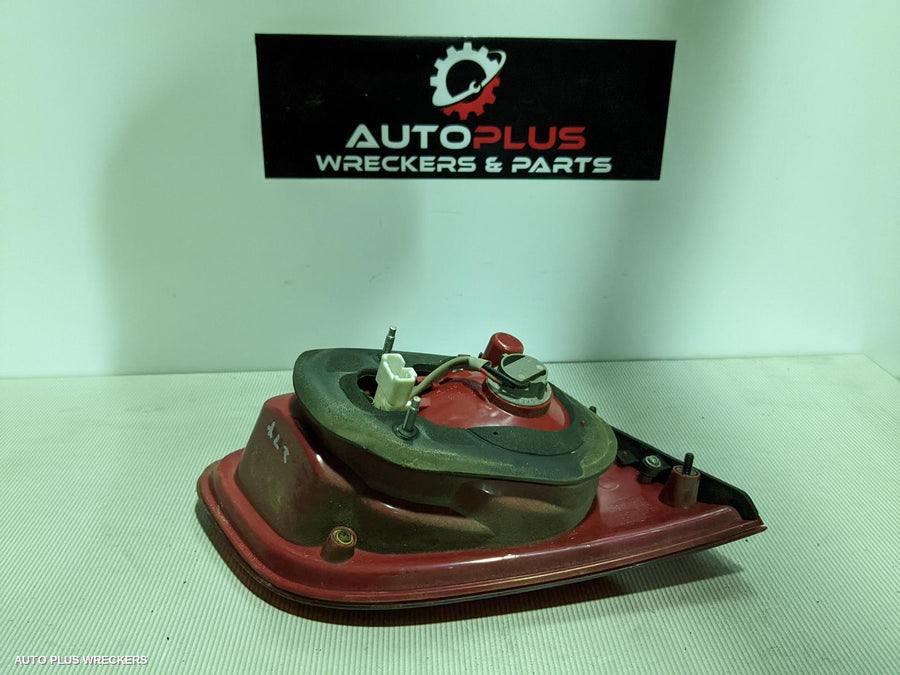 2008 Hyundai Santa Fe Rear Garnish