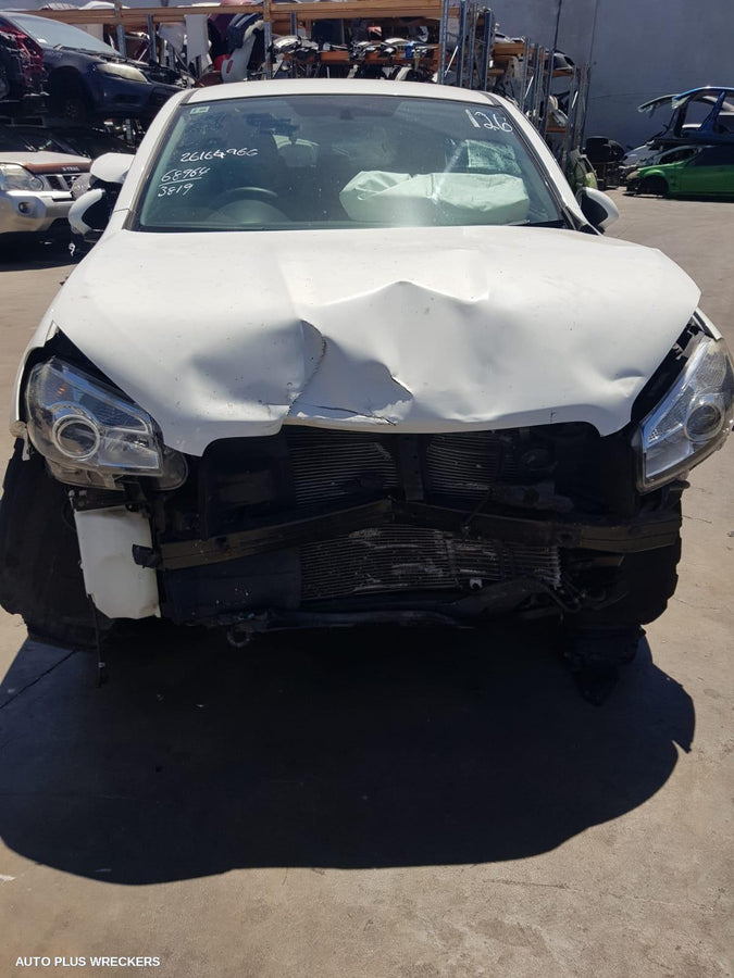 2011 Nissan Dualis Sunvisor