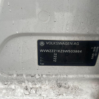 2009 Volkswagen Golf Right Taillight