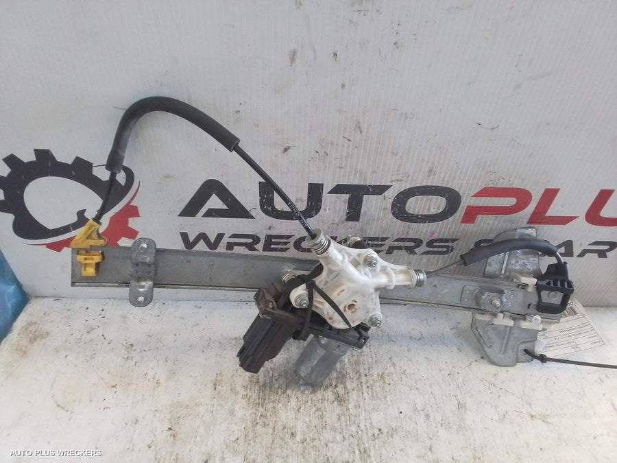 2011-2016 Kia Rio Right Front Window Reg Motor