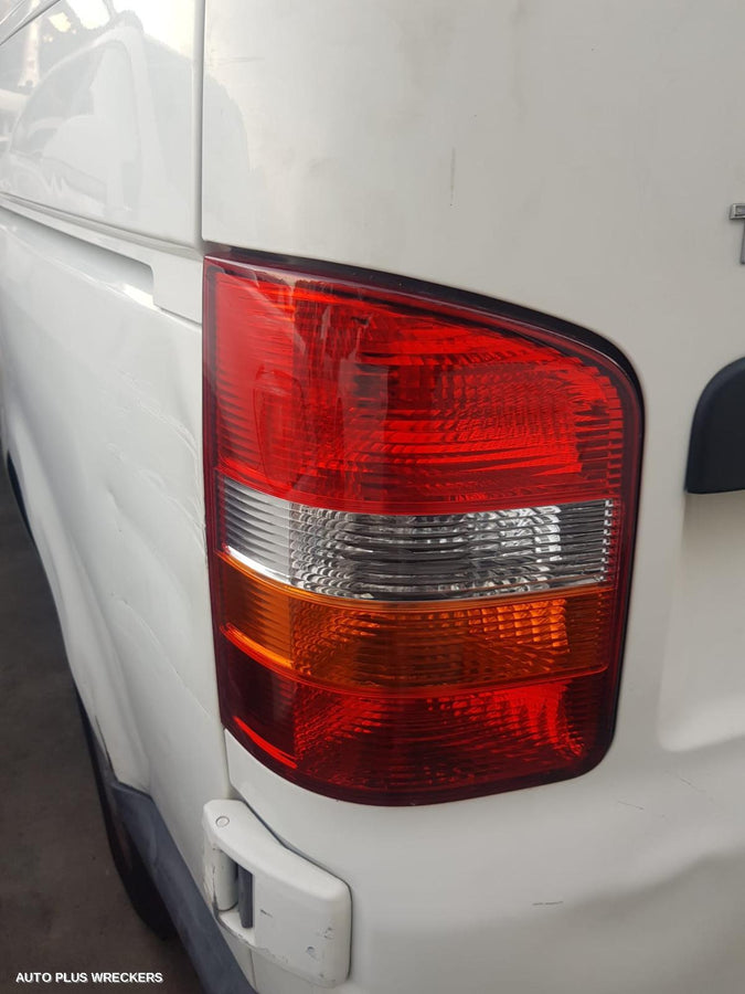 2005 Volkswagen Transporter Left Front Door Window