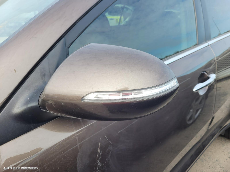 2011 Kia Sportage Left Headlamp