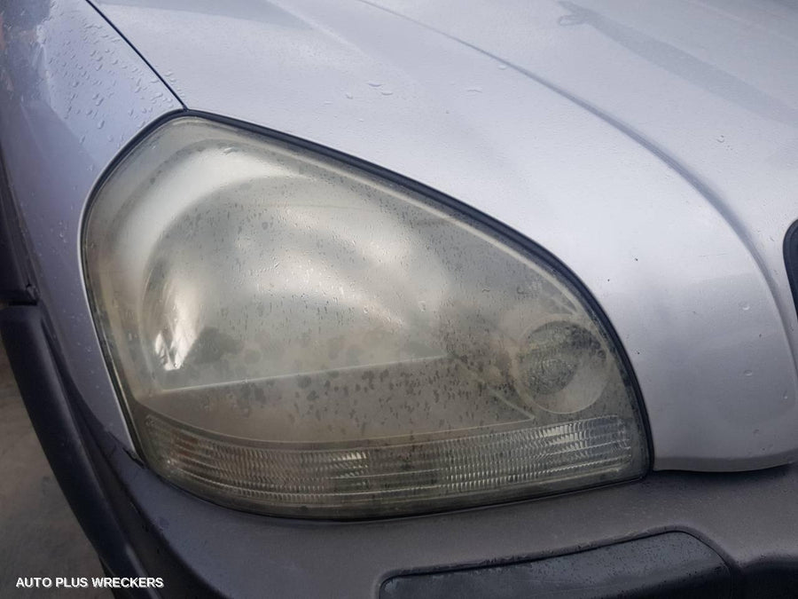 2005 Hyundai Tucson Right Guard