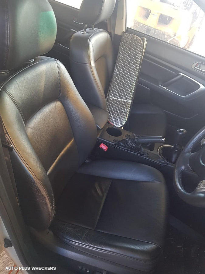 2007 Subaru Outback Door Handle