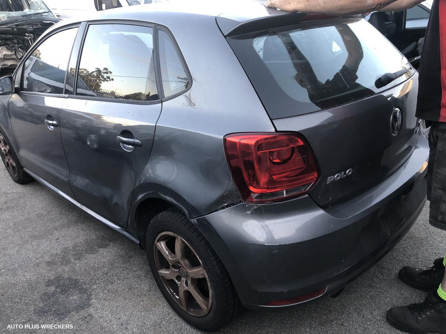 2012 Volkswagen Polo Seatbelt Stalk