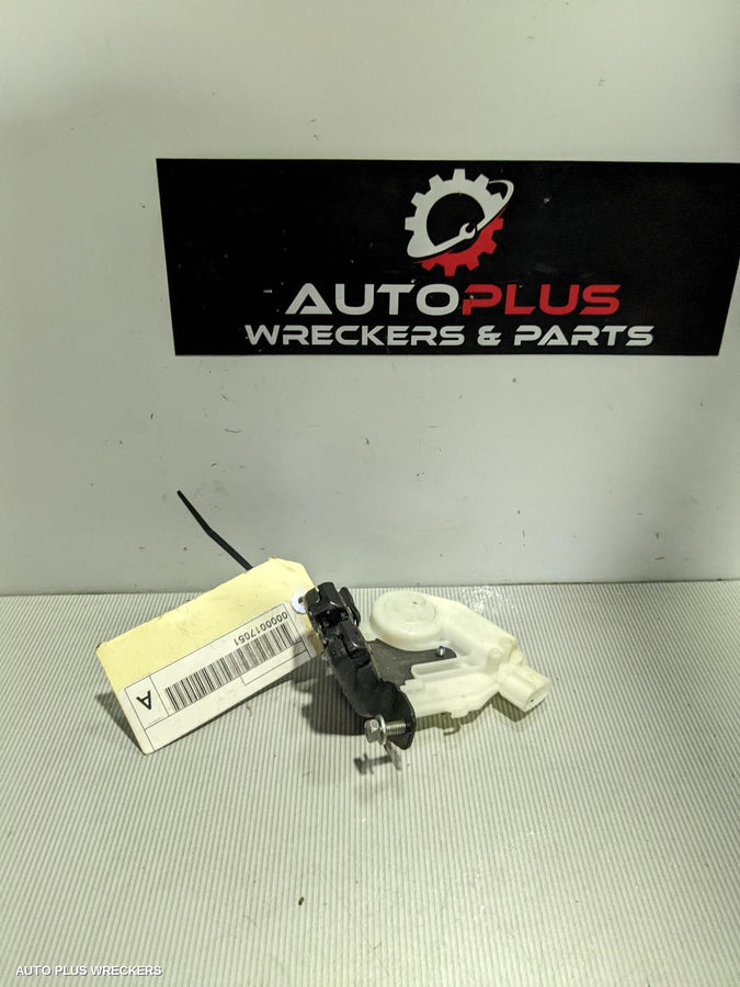 2014 Toyota Corolla Door Boot Gate Lock