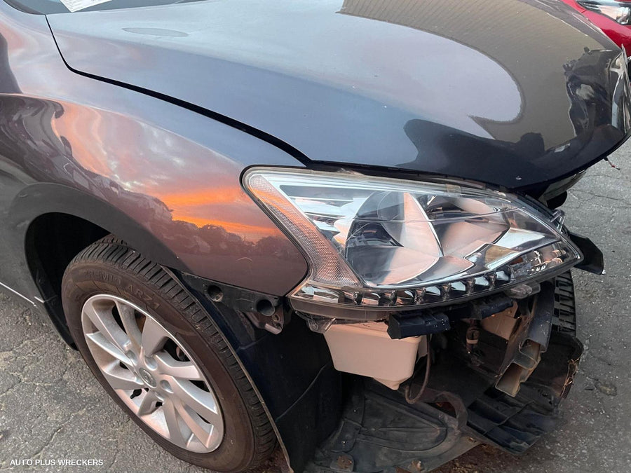 2013 Nissan Pulsar Left Headlamp
