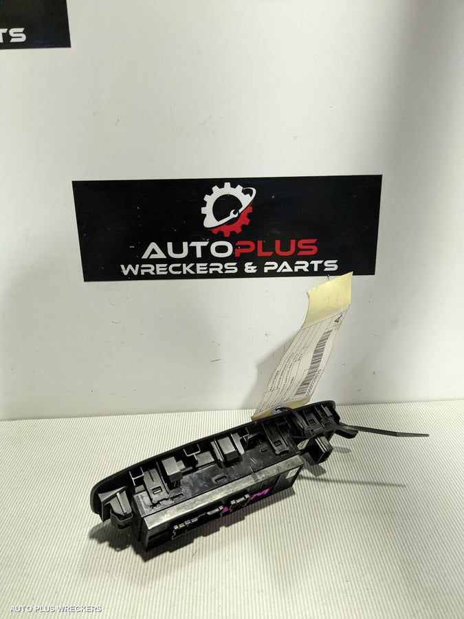 2013 Nissan Pathfinder Pwr Dr Wind Switch