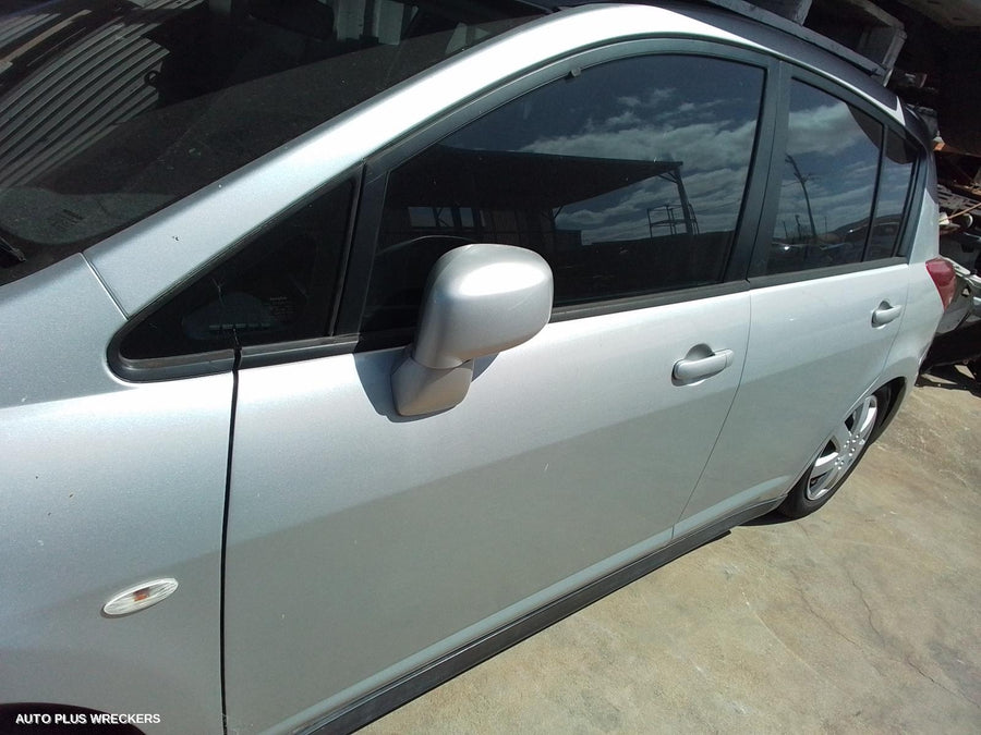 2011 Nissan Tiida Fan