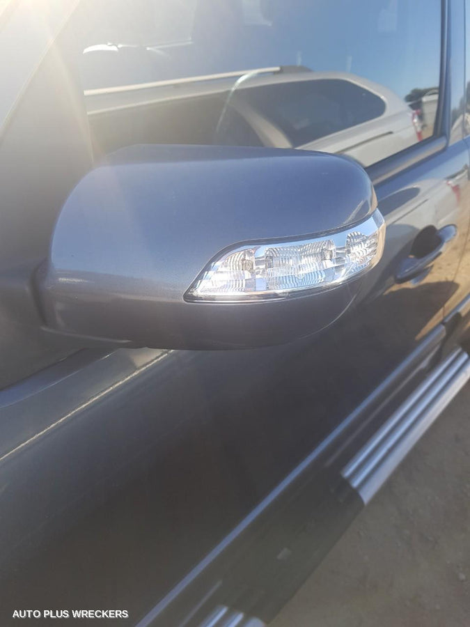 2007 Mazda Tribute Right Rear Door Sliding