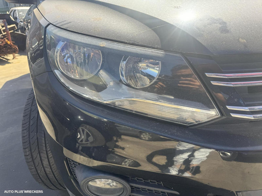 2012 Volkswagen Tiguan Radiator Support