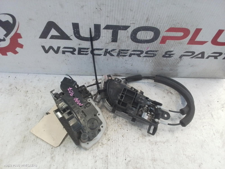 2012-2017 Nissan Pulsar Door Boot Gate Lock