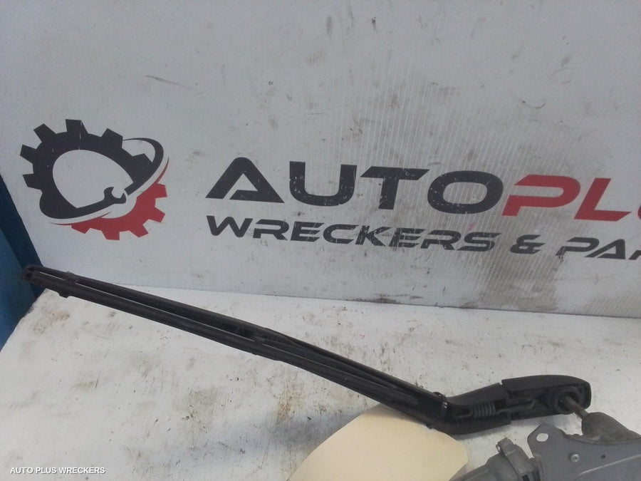 2012-2023 Mitsubishi Mirage Wiper Arm