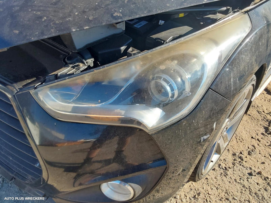 2013 Hyundai Veloster Right Guard