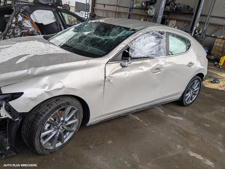 2021-2026 Mazda 3 Rear Garnish