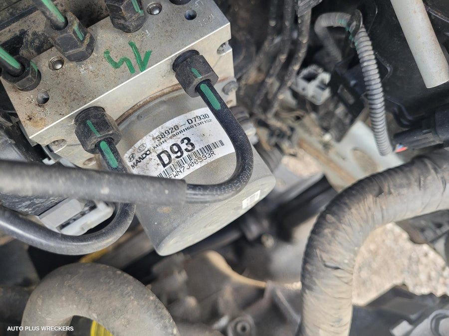 2016 Hyundai Tucson Left Front Door Window