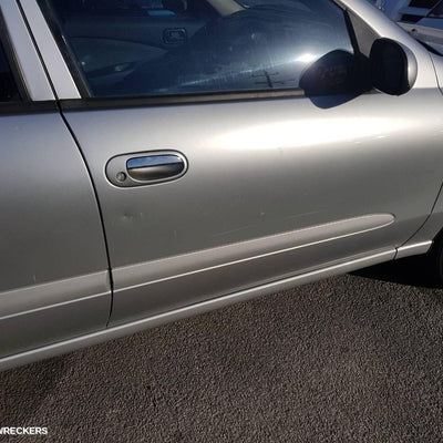 2003-2005 Nissan Pulsar Right Door Mirror