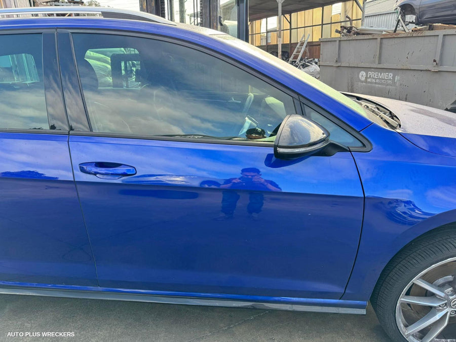 2013-2020 Volkswagen Golf Right Rear Door Window