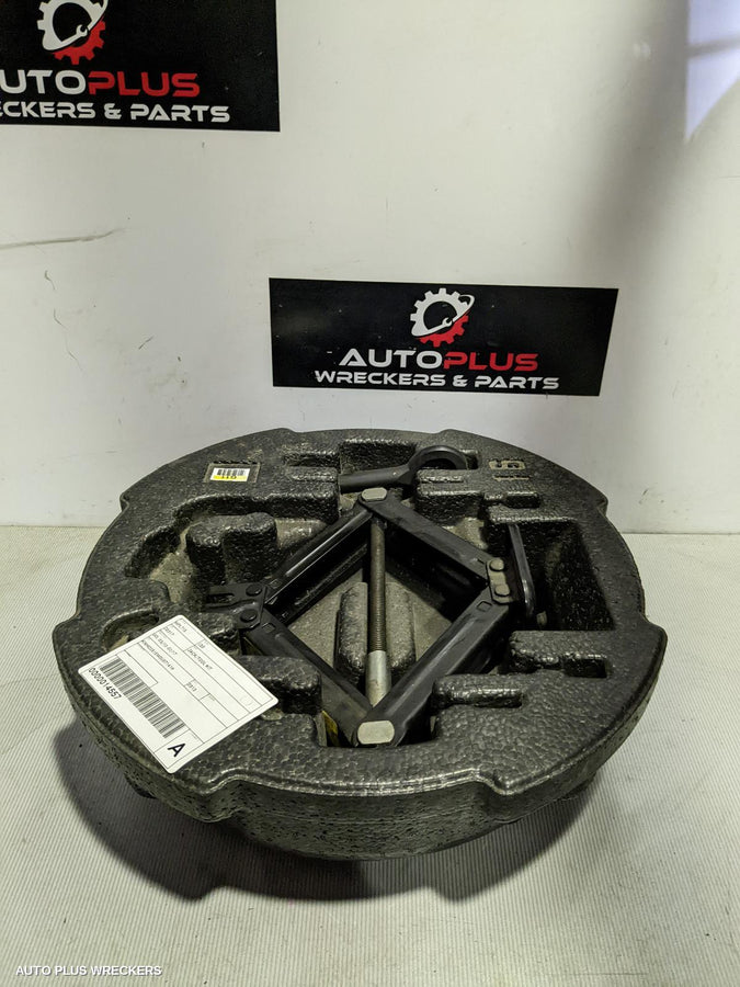 2013 Hyundai I30 Jack Tool Kit