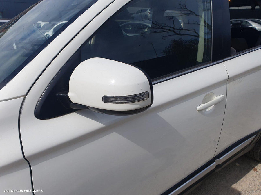 2017 Mitsubishi Outlander Instrument Cluster