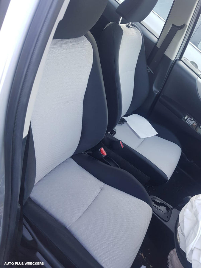 2012 Toyota Yaris Fan