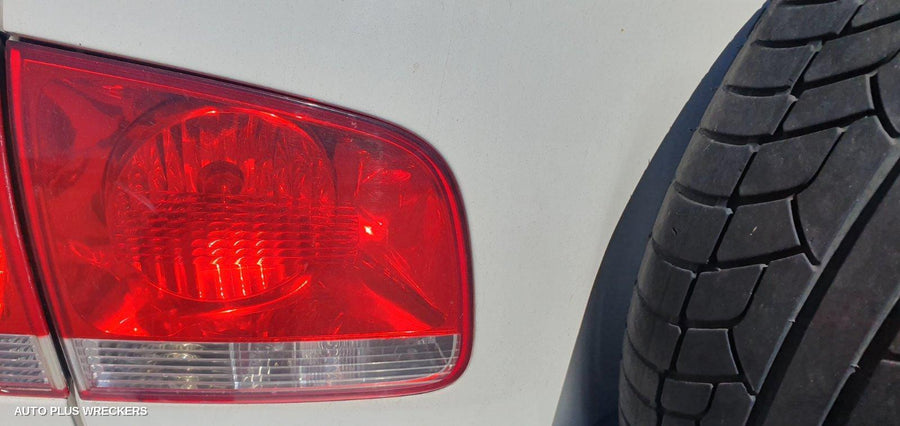 2004 Volkswagen Touareg Bonnet