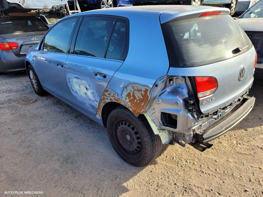 2010 Volkswagen Golf Rear Garnish