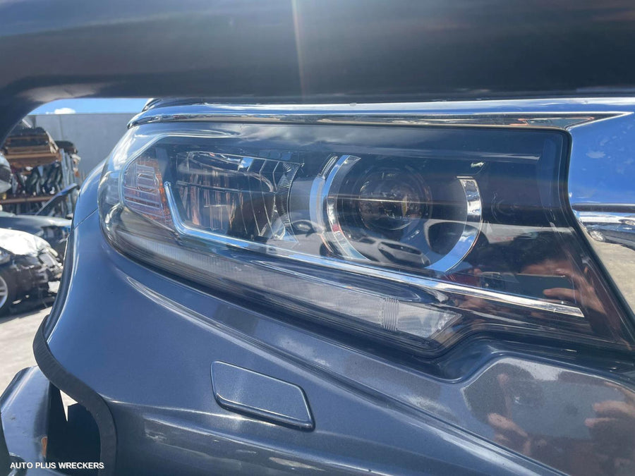 2018 Toyota Prado Headrest