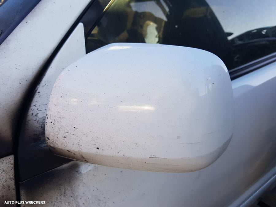 2004 Toyota Kluger Left Front Door