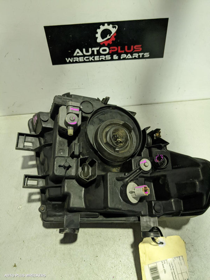 2008 Nissan Navara Left Headlamp