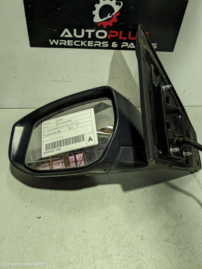 2012-2017 Nissan Pulsar Left Door Mirror