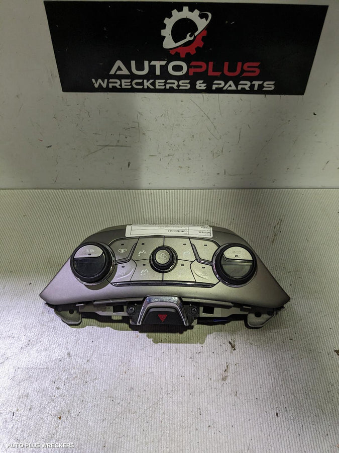 2013-2017 Holden Commodore Heater Ac Controls