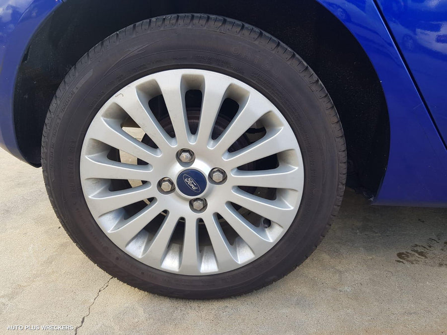 2011 Ford Fiesta Left Taillight