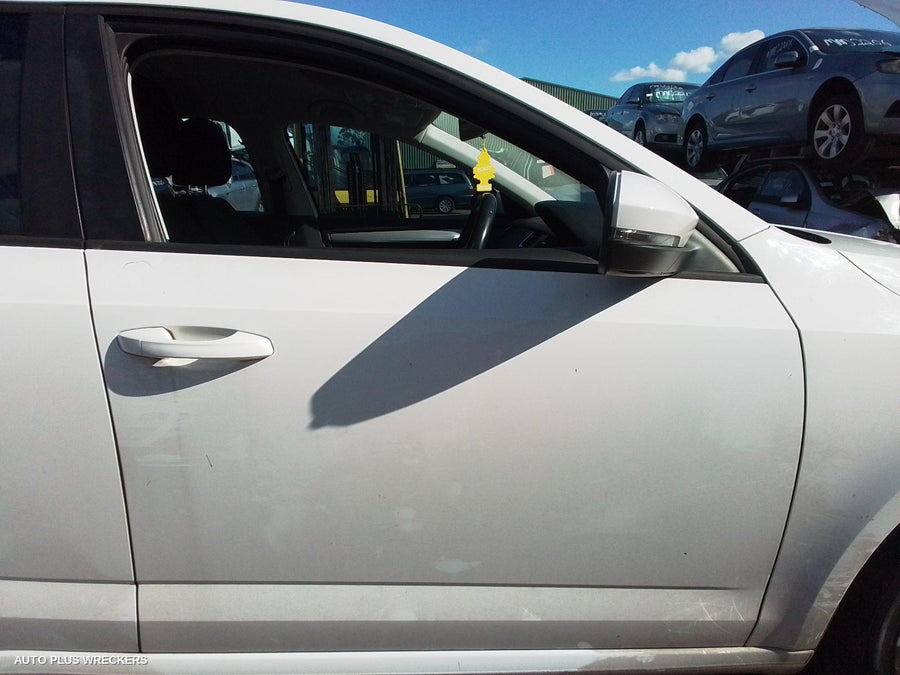 2014 Skoda Octavia Right Headlamp