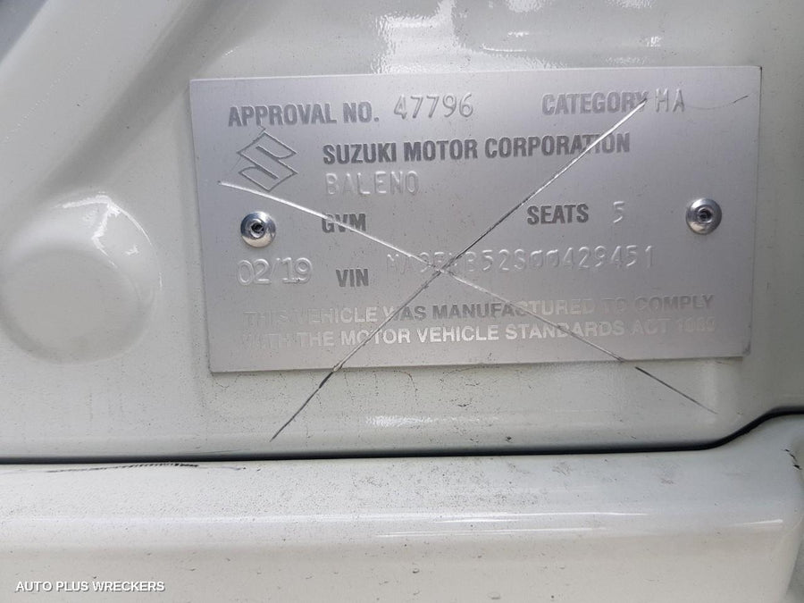 2019 Suzuki Baleno Left Indicator Fog Side