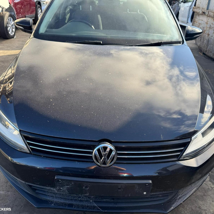 2012 Volkswagen Jetta Radiator Support