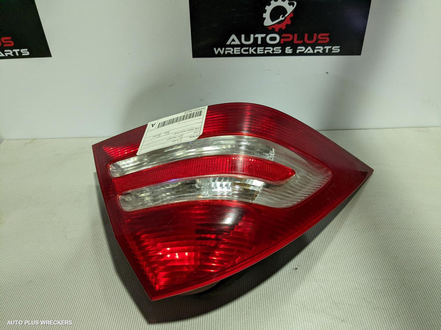 2004 Mercedes C Class Left Taillight