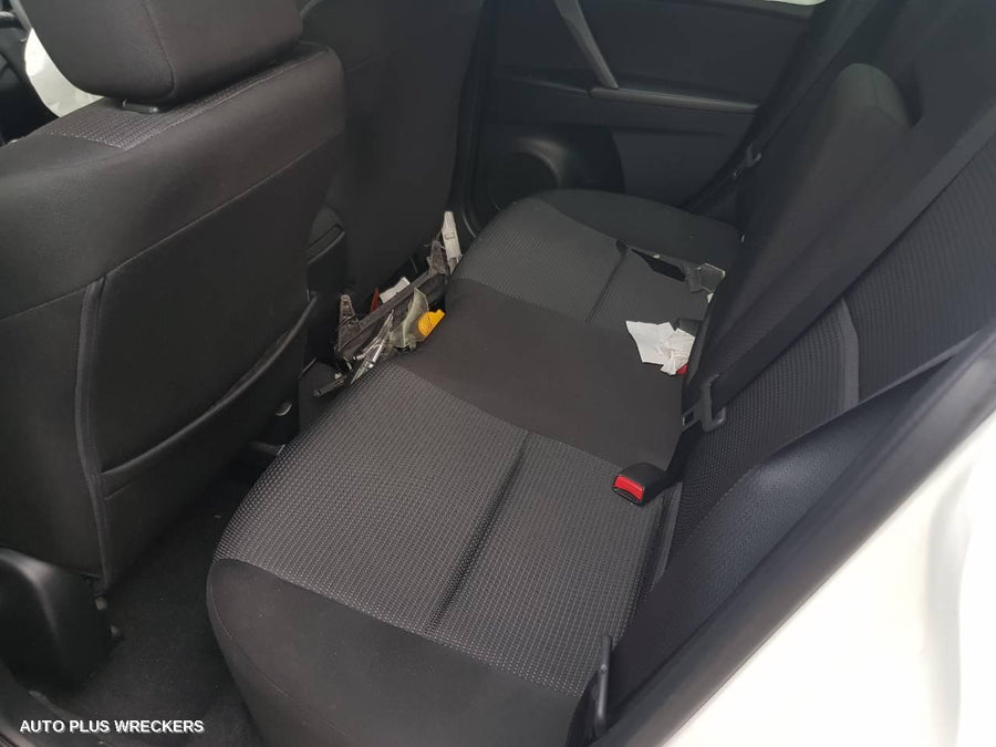 2009-2013 Mazda 3 Right Rear Door Window