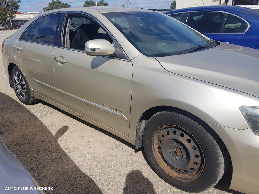 2006 TOYOTA AURION OVERFLOW BOTTLE