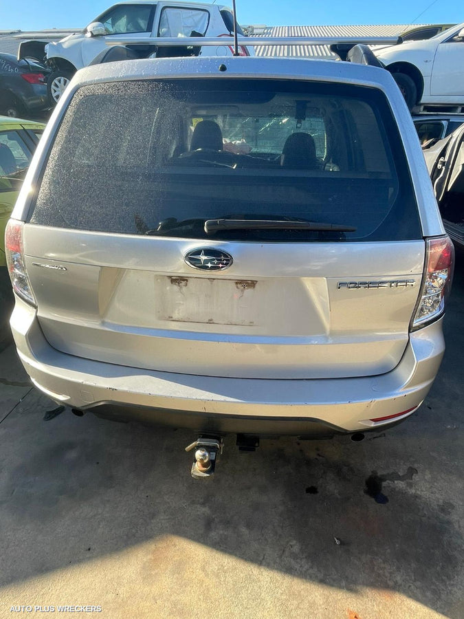 2011 Subaru Forester Left Front Door Window