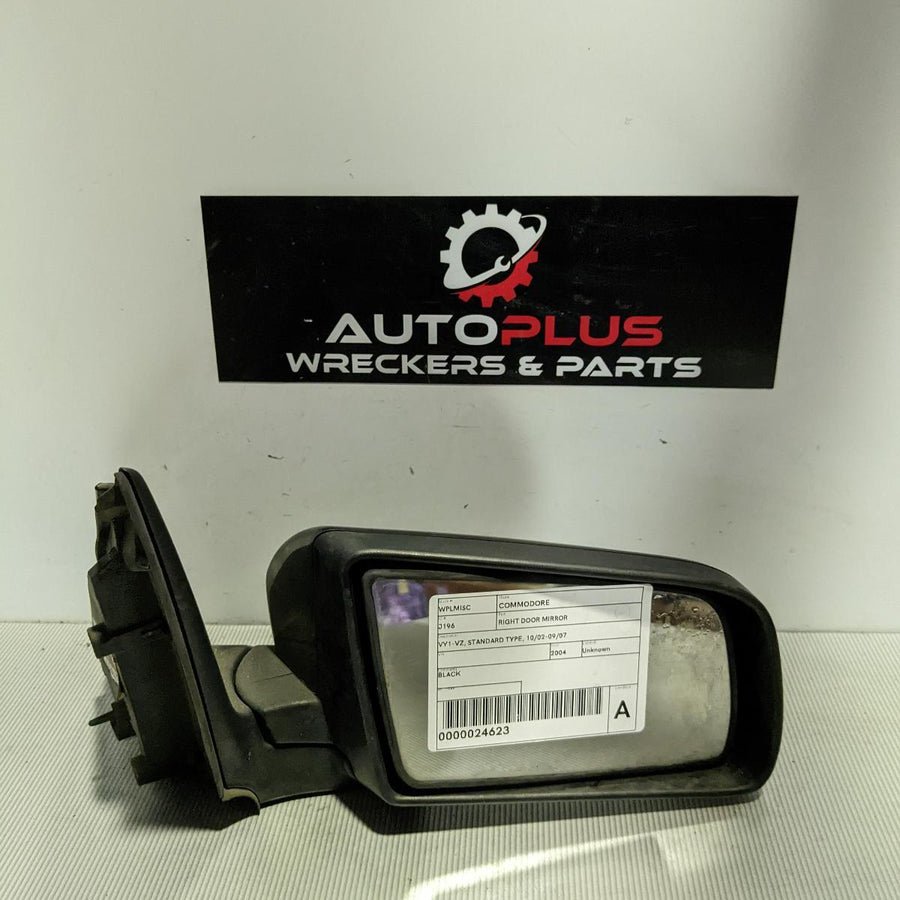 2004 Holden Commodore Right Door Mirror