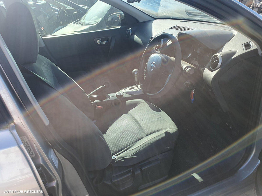 2008 Nissan Dualis Radiator Support