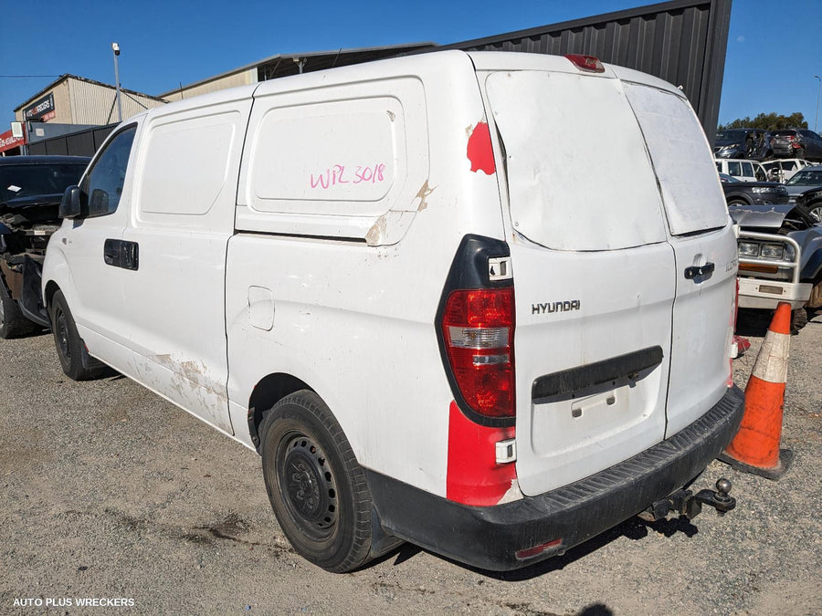 2008 Hyundai Iload/imax Radiator